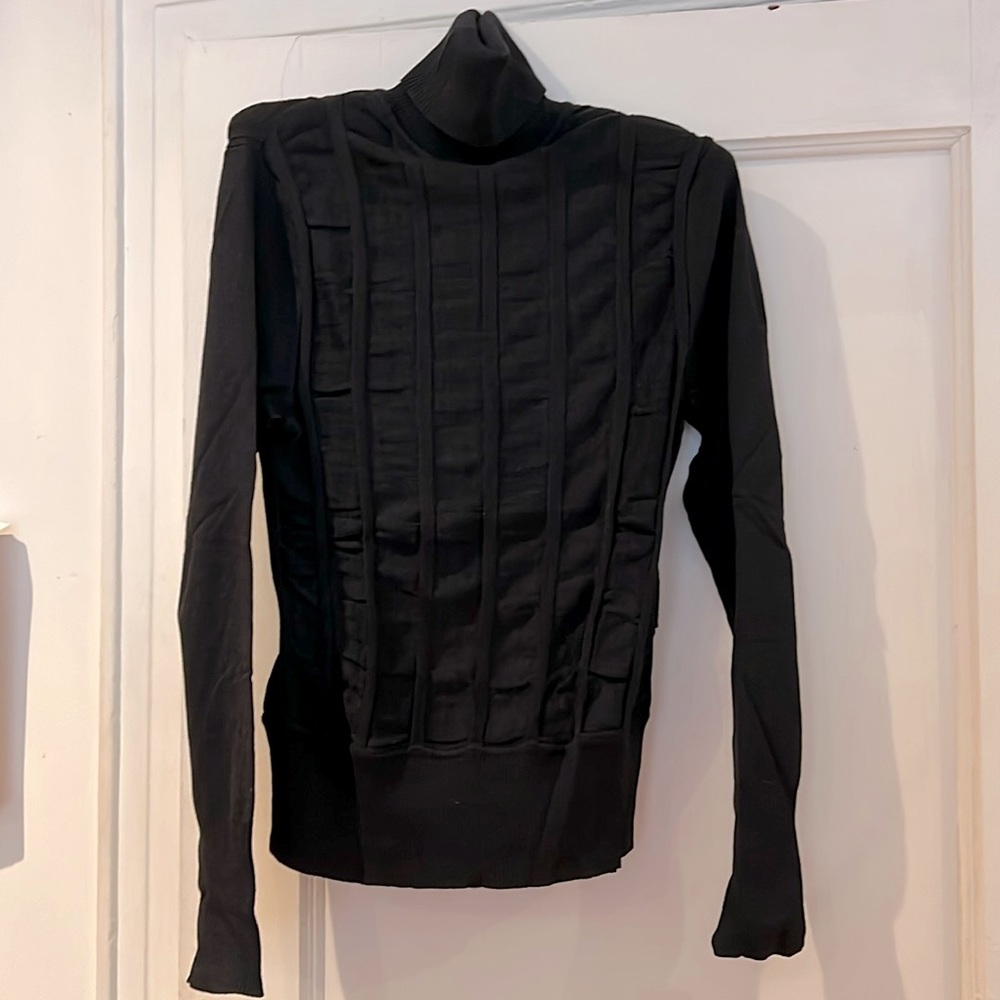 Design History M black ruched turtleneck sweater